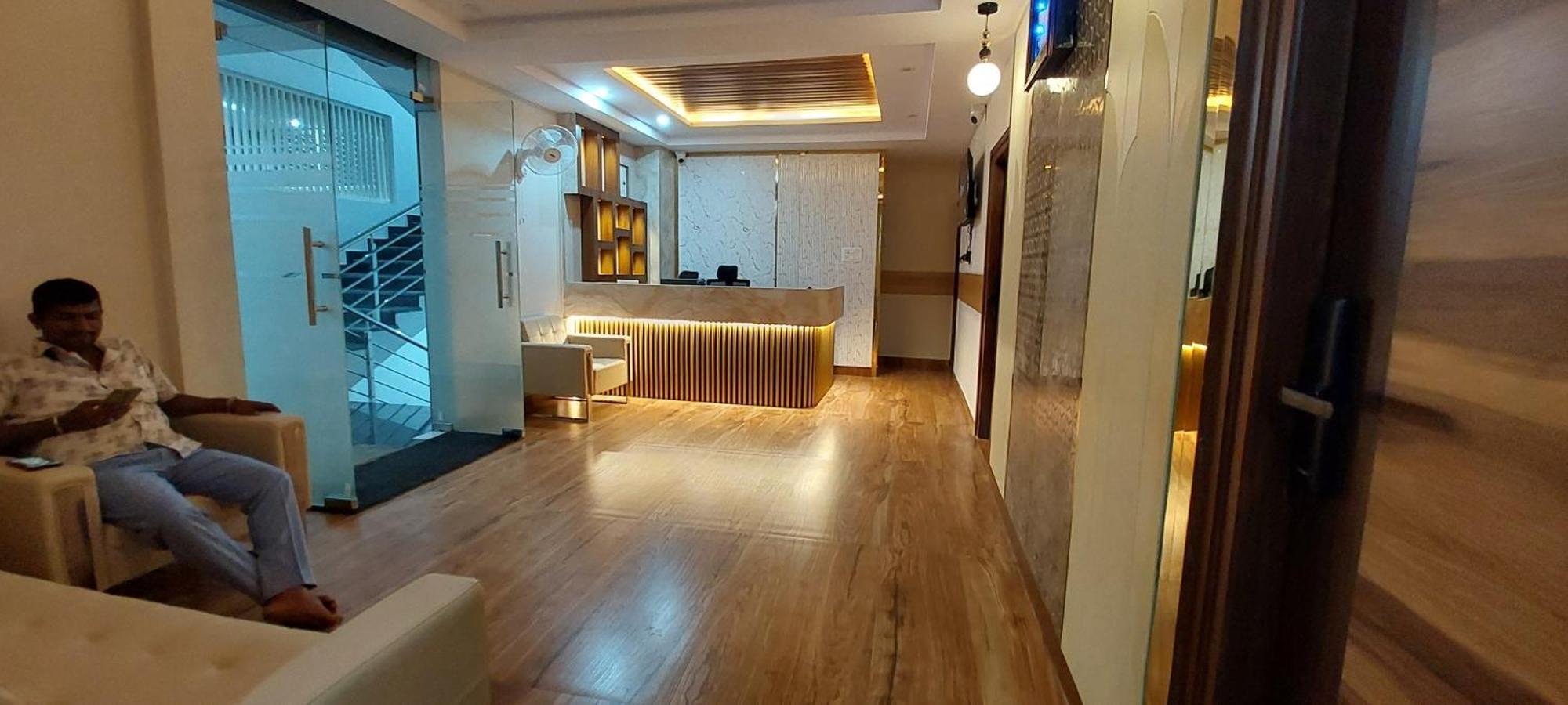 Sky Inn ไมซอร์ ภายนอก รูปภาพ