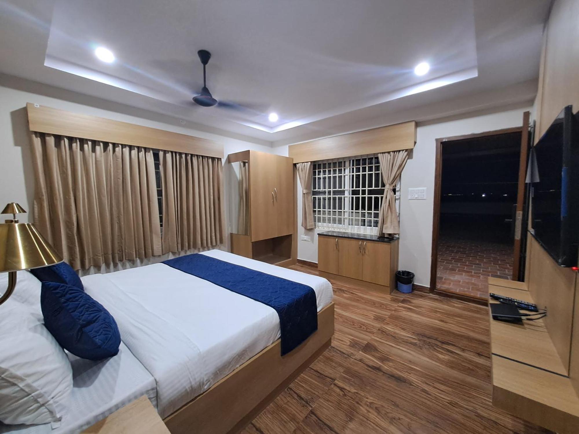 Sky Inn ไมซอร์ ภายนอก รูปภาพ